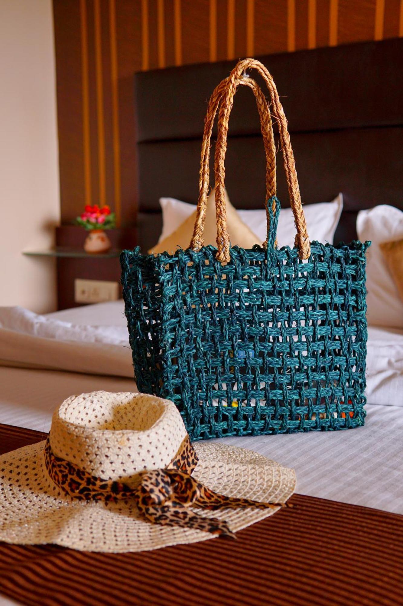 Lbd Resorts & Hotels Kolkata Bagian luar foto