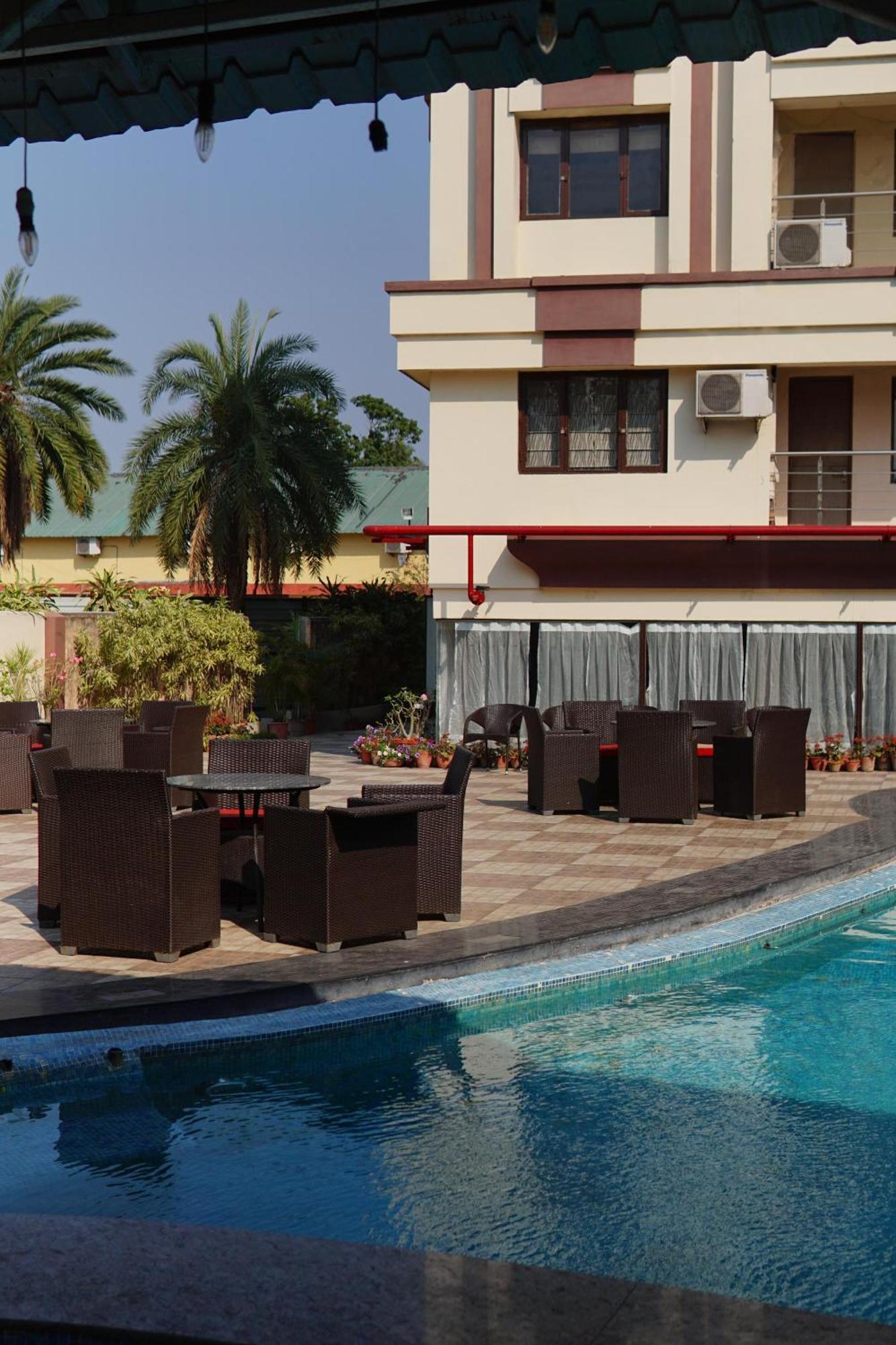 Lbd Resorts & Hotels Kolkata Bagian luar foto